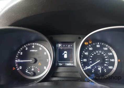 2017 Hyundai Santa Fe Sport 2.4L z USA, uszkodzony, nr VIN 5XYZU3LB9HG410425